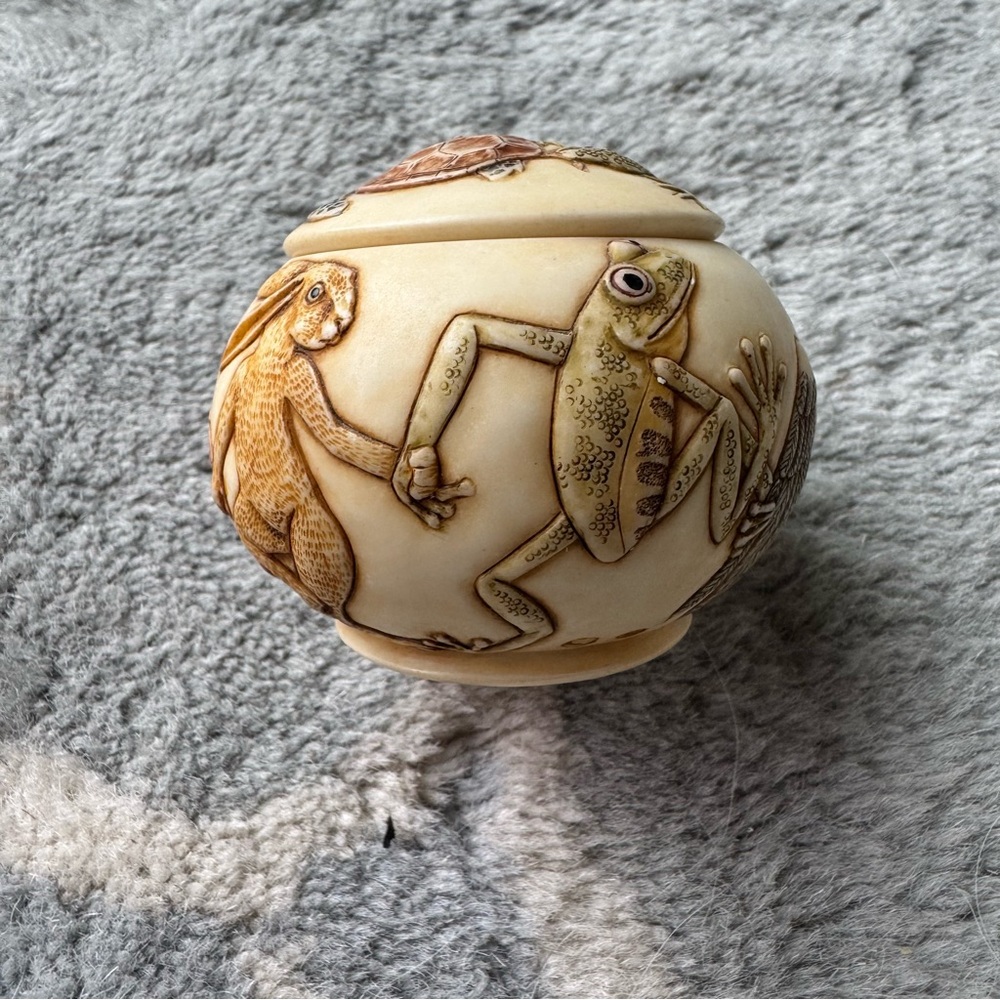 Carved Animal Sphere trinket container - Pink, green, Brown - Picture 2 of 6